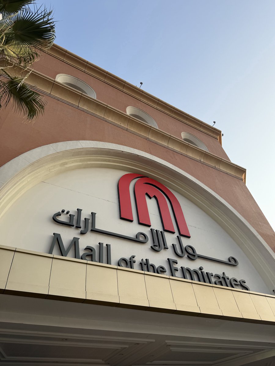 truc_ak_'s tweet photo. I noticed that ramen has been added to the deli section at Carrefour in Mall of the Emirates! 
I didn’t get any this time, but I’ll try it next time! 

#ラーメン
#MallOfTheEmirates
#Carrefour
#Ramen
#JapaneseFood https://t.co/SDV5t0GqRE