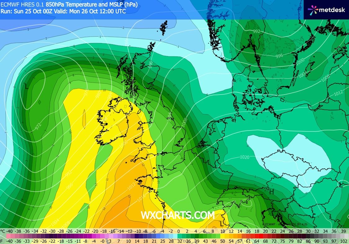 ChadWeather's tweet photo. MONDAY

A cloudy start then rain spreading in from the SW during the morning, some heavy but clearing for the afternoon. Becoming windy once again and we slip into a warm sector so temperatures rising. 

Max 14-16°C Min 9°C Max Gusts 35mph https://t.co/bv9sz2kQMn