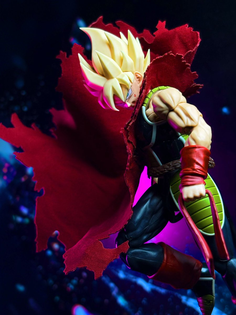 ChocolateFlocks's tweet photo. Bardock. But hes cooler https://t.co/MwIj59E7V4