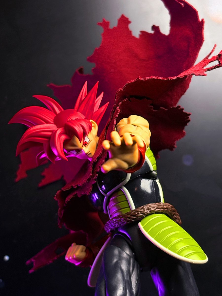 ChocolateFlocks's tweet photo. Bardock. But hes cooler https://t.co/MwIj59E7V4