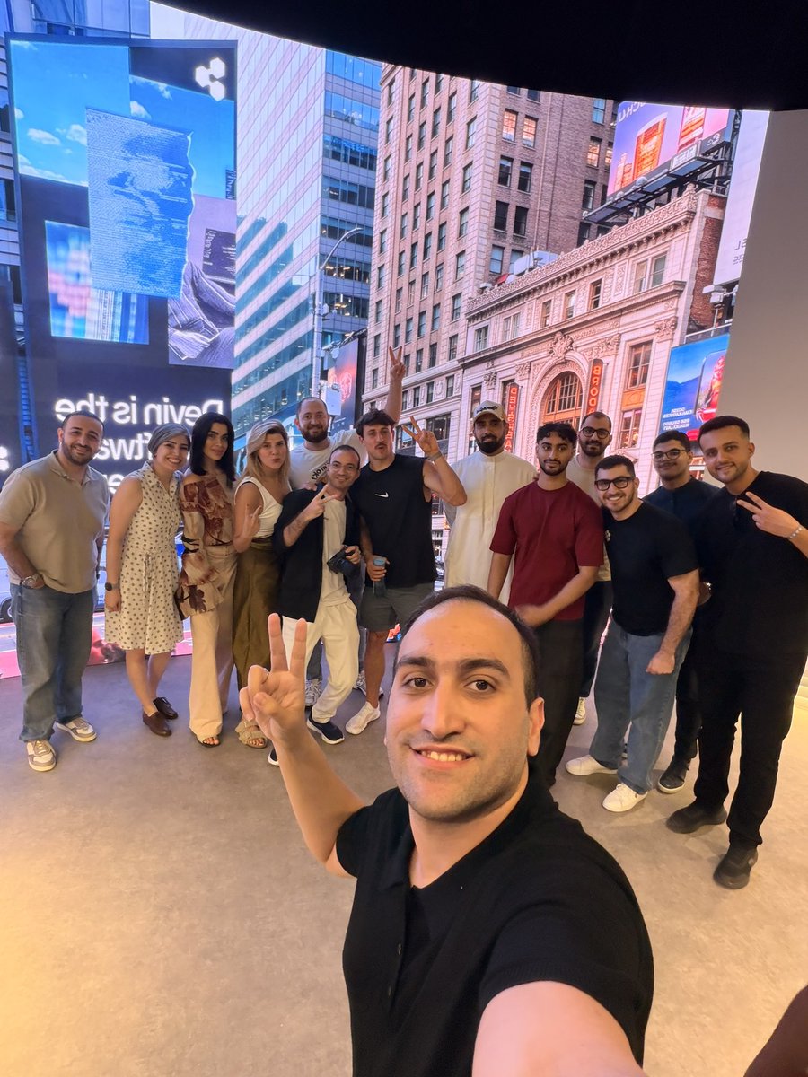 Behroz's tweet photo. I had the most amount of mention in twitter in the last 2 hours from the event we hosted 
So proud of @TheBlockGlobal @Avi31m @marclou @hamzehaq7 Mostafa and the entire team behind the scene! https://t.co/RTzpLt4maM