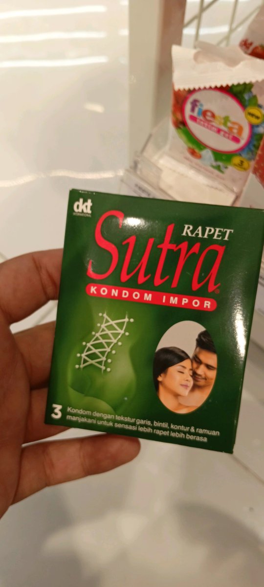 markotop679's tweet photo. Konsep nya buat yang lansis gitu???😭 https://t.co/HwJrT7ezaS