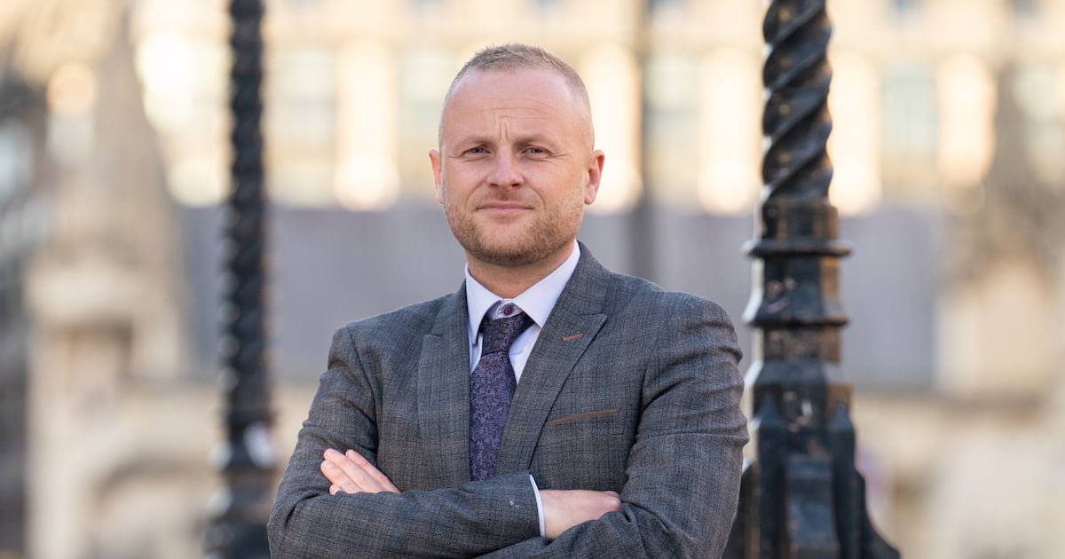 IrishTimes's tweet photo. Jamie Bryson: Northern Irish unionists ‘must go on the offensive’ www.​irishtimes.​com/podcasts/inside-politics/jamie-bryson-northern-irish-unionists-must-go-on-the-offensive/ https://t.co/eksdr15Qww