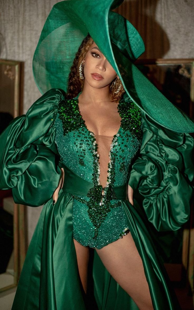 rpgbeyonce's tweet photo. i'm here, damn it! #TheIconicAwardsRPG https://t.co/eNdrNVZtwM