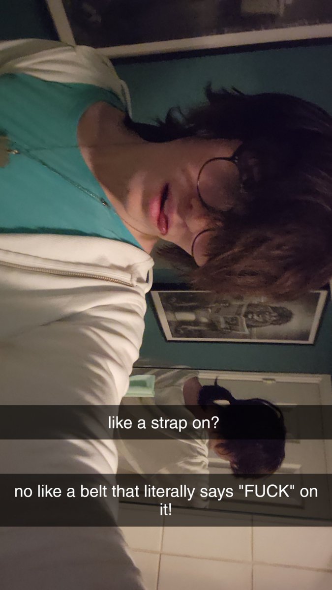bleedme_dRyy's tweet photo. guess who I'm going as for Halloween:3 I just finished making a stencil to draw the heart on the shirt, gonna go it when my sister is home cus I need to steal her fabric pens, I also made the fuck belt out of cardboard :3 https://t.co/O7GJfRD41S