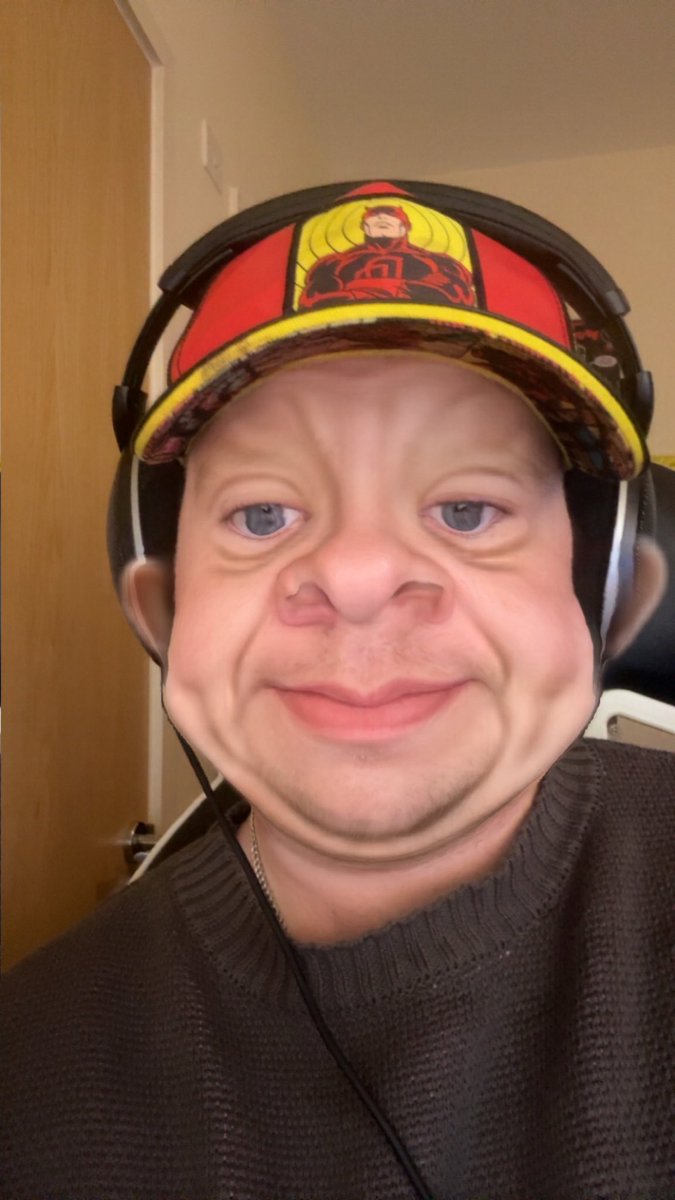 harrynotaverage's tweet photo. blah blah blah i’m live blah blah blah qsmp blah blah give me money 

https://t.co/MMx95FL1jP https://t.co/6ZHECvK8fq