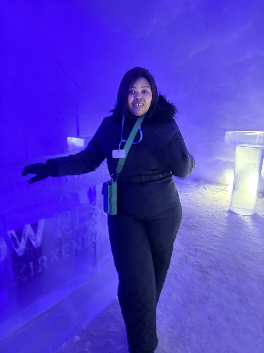 Anele tweet picture