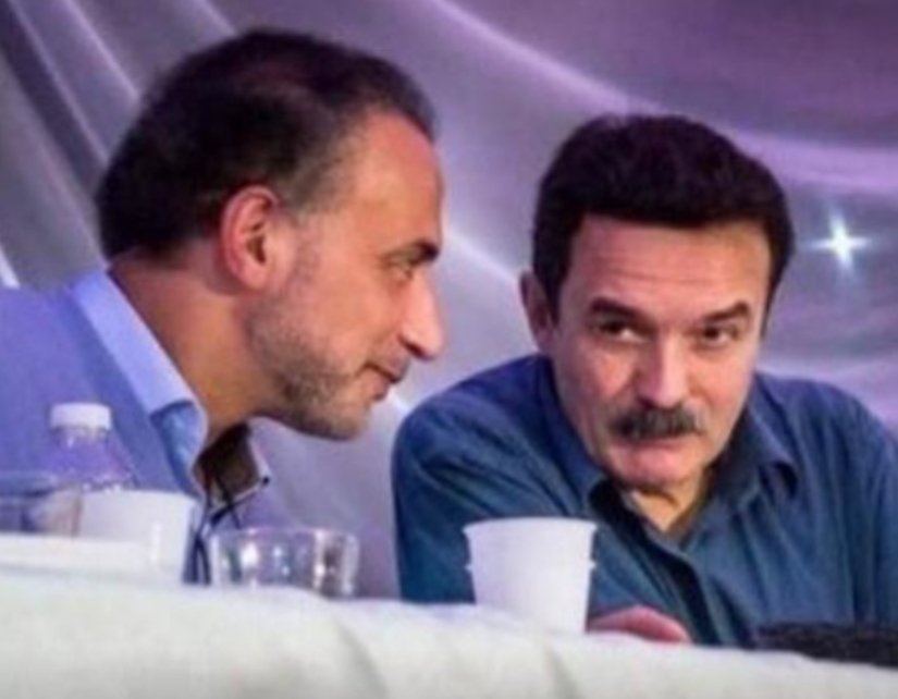 alinejado13's tweet photo. @uejf Vous savez que votre ami plenel est de connivence avec les frères musulmans et Tariq Ramadan, ou vous avez des œillères ? https://t.co/qHw0d4hOIa