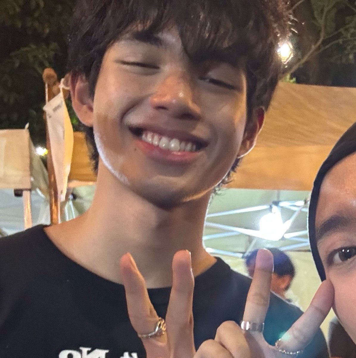 everyuthingoes's tweet photo. 💙: “bian besok km sekolah gk”
🤨: “gk ah mau tidur aja *nyengir*”

YA ALLAH ANAK KECILLLLL https://t.co/iZ6HGEwHq1