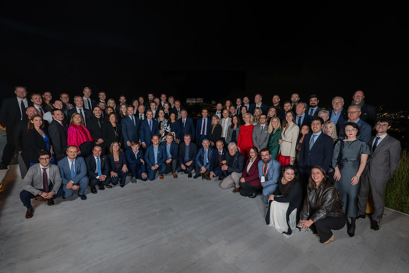 maudgatel's tweet photo. Face au basculement du monde et à la veille de choix fondamentaux, la grande alliance des Démocrates réunie à Athènes est prête à se battre. Pour nos libertés. Avec les peuples. https://t.co/Y1r6orir3p