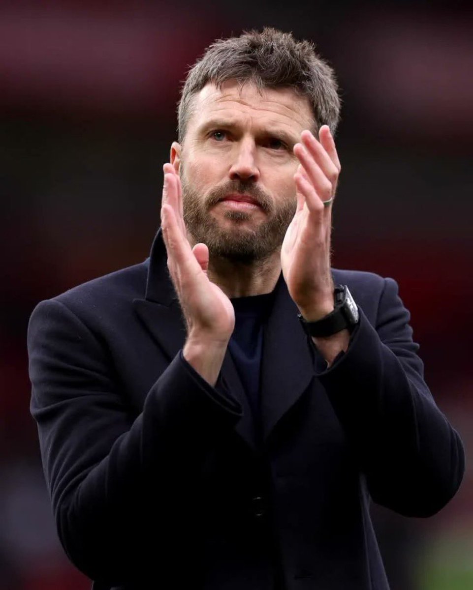 UTDTrey's tweet photo. Kudos to the United fans who stayed till the end and were still singing Michael Carrick’s name 

He was in tears and after he gets sacked, that’s a moment that will stick with him forever. He’s a club legend no matter what❤️ https://t.co/eY6g74XQPc