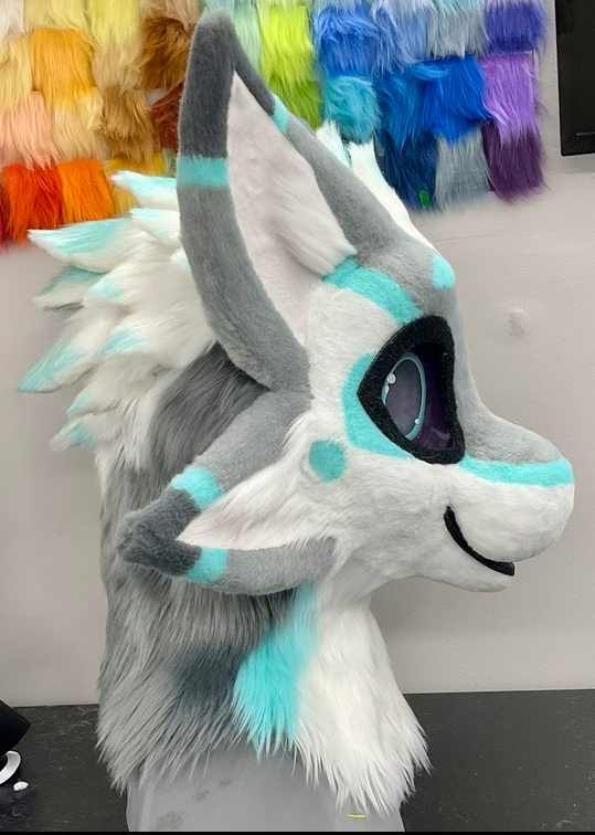 aeonx_LR's tweet photo. Thank you again to Fluxtrot Studios (on the other place) for doing such incredible work bringing my Avali to life <3. He looks absolutely incredible, and I couldn't be happier with how he turned out. https://t.co/Cfrvu5z2e5