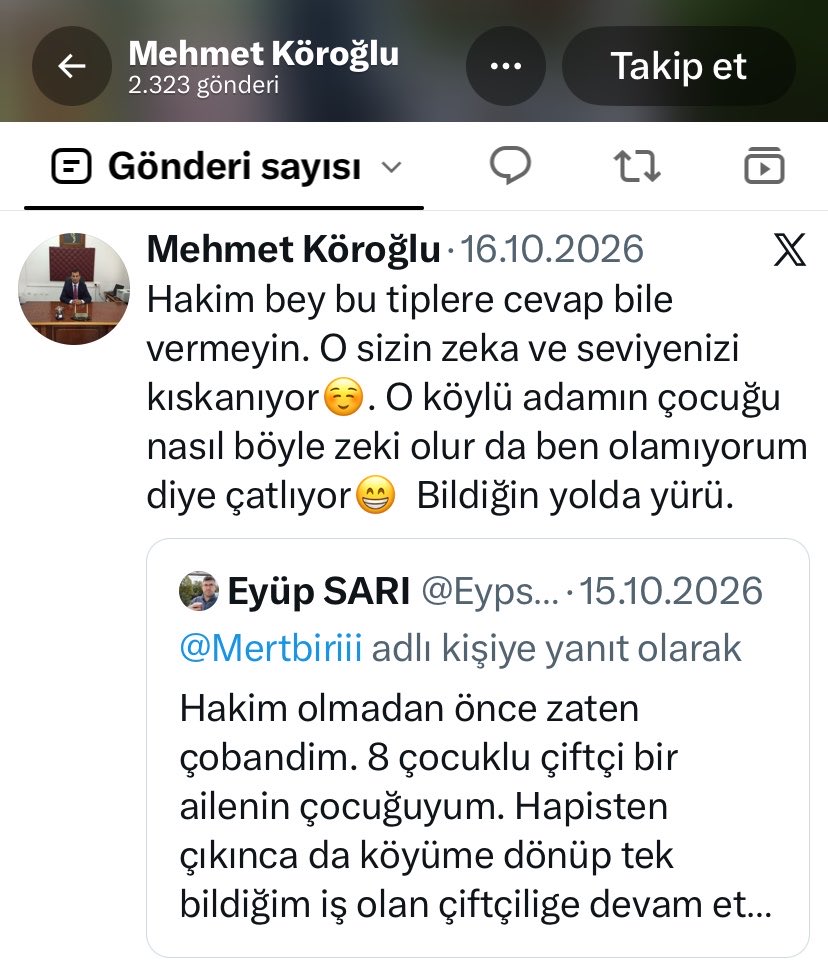 MITVAROL06's tweet photo. YAZDIKLARININ SUÇ OLDUĞUNU DAHİ BİLMEYENLERİ, KARPUZCULARI VAKTİ ZAMANINDA AĞIR CEZA HAKİMİ YAPMIŞLAR… 

Mehmet KÖROĞLU, FETÖ’den ihraç karpuzcu eski bir hakim…

Yargıtay tarafından onanan ve kesinleşen 6 yıl 8 ay hapis cezasıyla “FETÖ silahlı terör örgütü üyeliği” suçundan mahkûm olan Almanya’ya firar eden Eyüp Sarı’yı övüyor.

Karpuzcu Eski Hakim Köroğlu’nun kendi postunda kullandığı dil nettir.

Bu cümleler eleştiri değil; kesinleşmiş mahkûmiyeti olan, cezasını tamamlamadan kaçmış birini “zeki ve seviyeli” diye övme, eleştirileri kıskançlığa indirgeme ve firar sonrası yoluna devam etmesini teşvik etme çabasıdır. 

FETÖ üyeliğinden kesin hüküm giymiş bir firariye hâlâ “hakim bey” demesi ve zekâsını övmesi, o hükmü tanımadığını ve firariyi yücelttiğini gösterir.

Şu an yurtdışında bulunan bu firariye eski unvanıyla hitap etmek, “zekâ ve seviyesini” yüceltmek, eleştirenleri “kıskanıyor” diye küçümsemek ve “bildiğin yolda yürü” diye moral vermek; firari bir terör örgütü üyesini övmektir.

@adalet_bakanlik @TEMDairesi @iletisim @burhanduran @abakingurlek @mustafaciftcitr