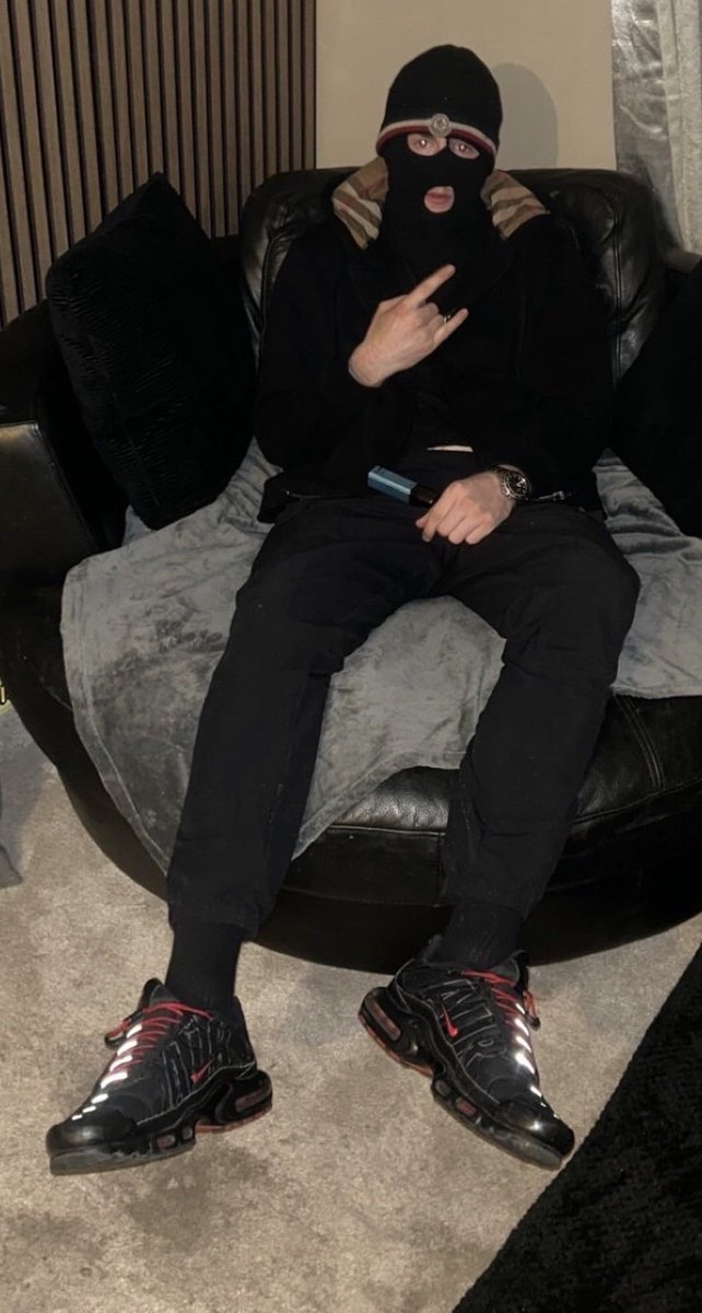alphaTsslave's tweet photo. Everyone wants this hot young alpha master 😍 get your money ready dm him and send him your send him your cash @AlphaT077 https://t.co/zMQZoU9RV2