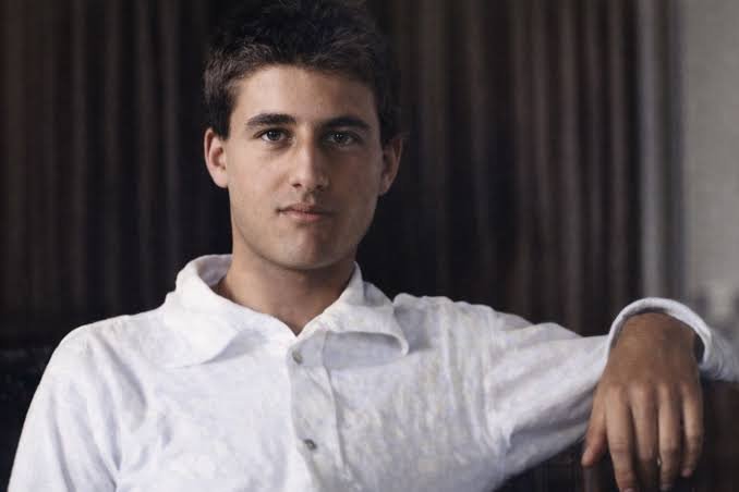 Ufano158196's tweet photo. São Pier Giorgio Frassati rogai por nós https://t.co/J3RdRmqPGq
