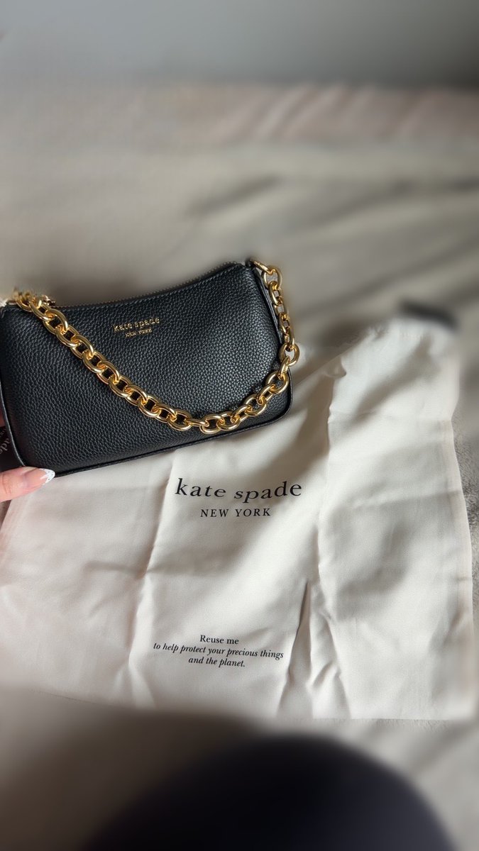 FindomValorie's tweet photo. I loveeeee spending your money 💗 https://t.co/LcgnYdqSRm