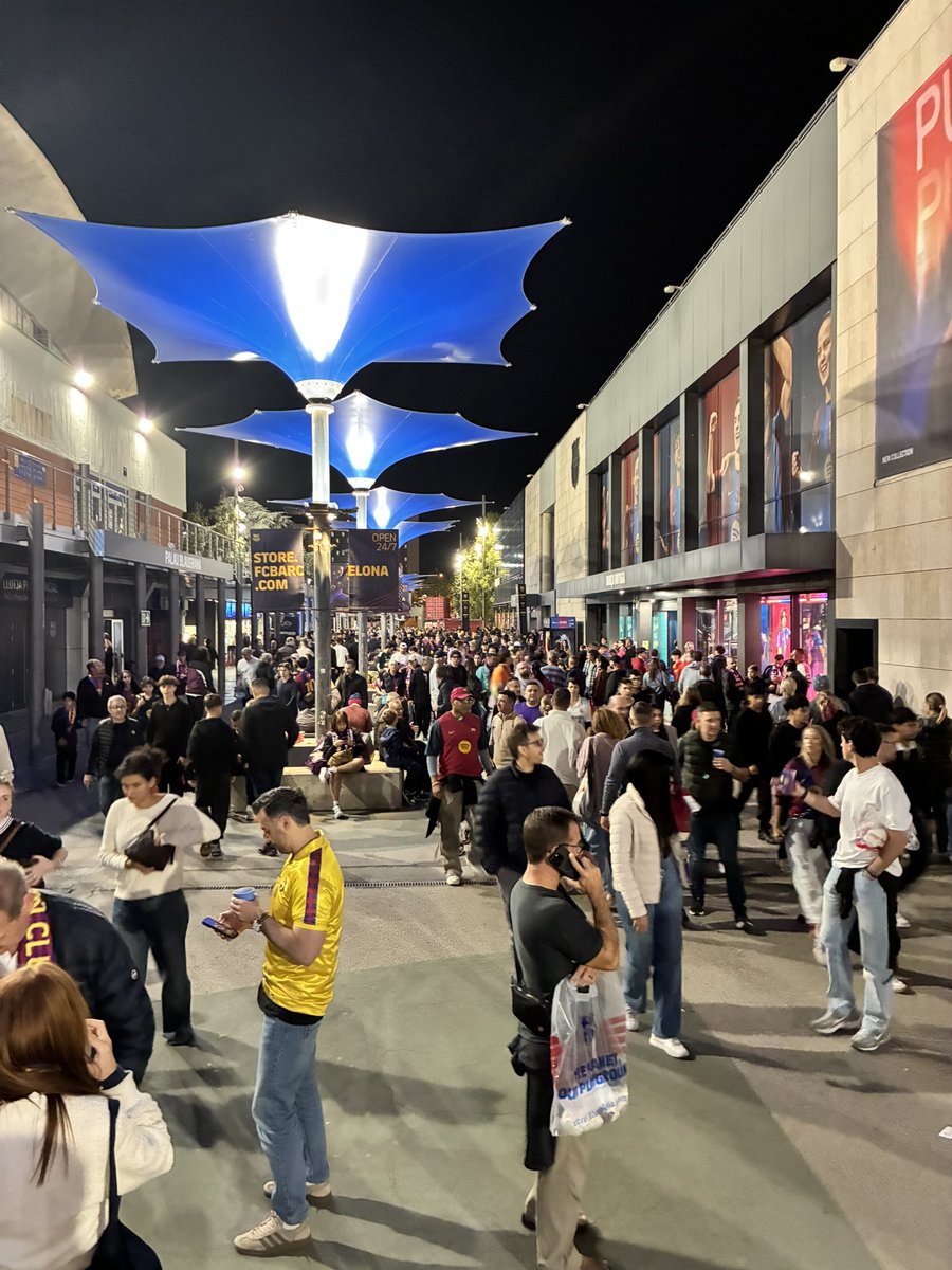 StockRetail's tweet photo. More from camp nou / el classico https://t.co/UKFMASspX5