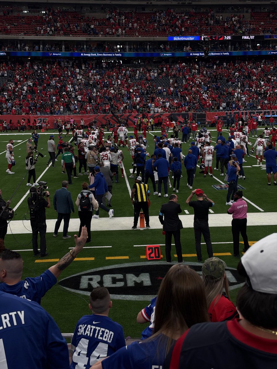 Paperboy2009's tweet photo. Go g-men.  What a win!

#Giants https://t.co/nWdZXXCbdI
