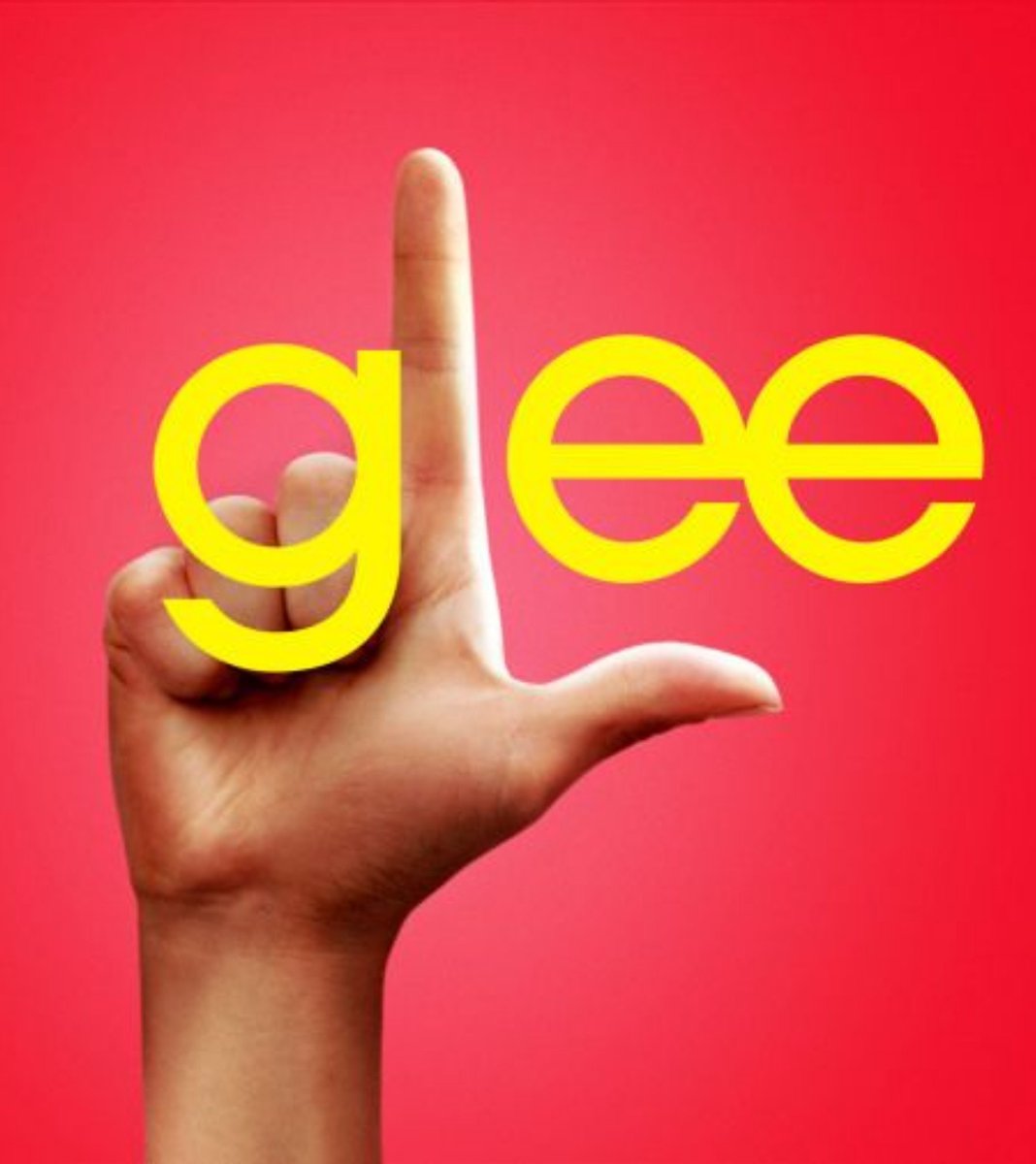 MckinleyUpdates's tweet photo. BREAKING: Ellen DeGeneres will be cast as Sue Sylvester in the new Glee reboot, Ryan Murphy confirms in a new interview. 

(via @MckinleyUpdates) https://t.co/5wMj47qmQG