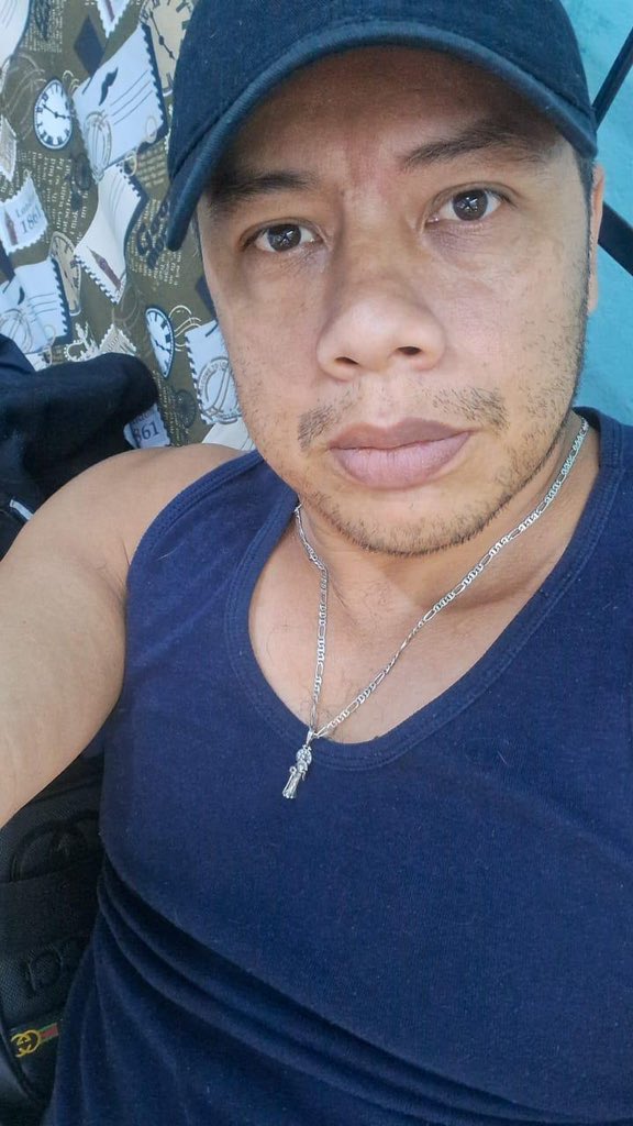 jairte_'s tweet photo. Un amigo conoció a “Edmundo” por tinder.  
Lo citó en la peligrosisima Iztapalapa, le mandó el Uber, al caminar hacia “su casa” lo amagó junto con otros dos chacales.  Le dijeron que ya había valido verga por puto y lo asaltó. https://t.co/2xRuTFZEKb