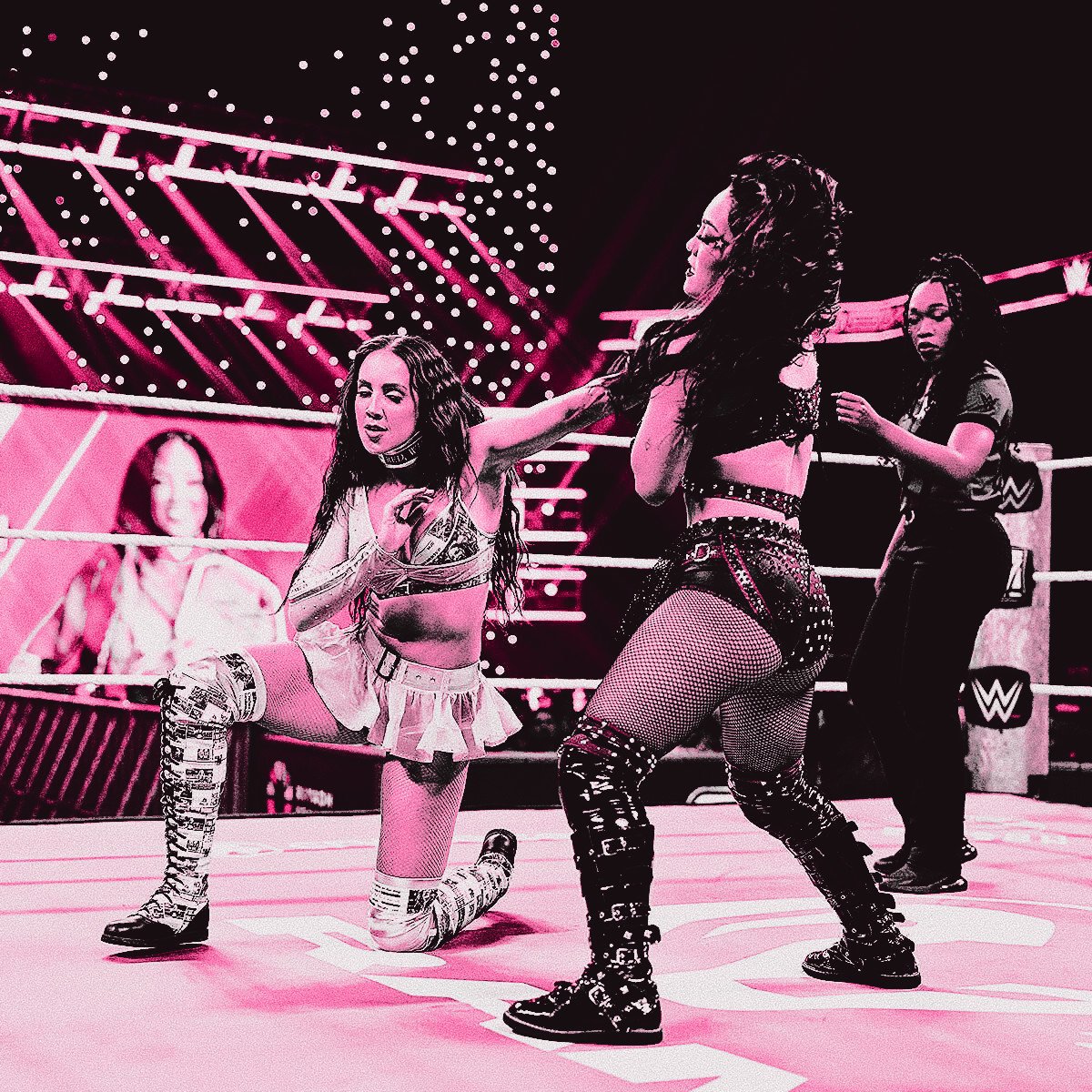 roxieszn's tweet photo. Chelsea can run her mouth, but once that bell rings, The Prodigy does the talking. 😈 I don’t play nice, and I don’t back down. Never underestimate Roxanne Perez. 💋🖤 #WWERaw https://t.co/uLk2MJQblz