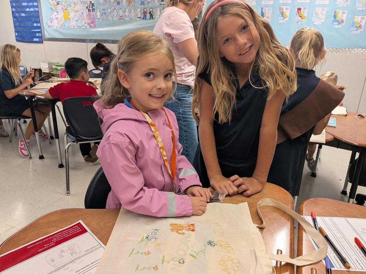 thinktogether's tweet photo. A big thank you to Girl Scout Troop 3471 for bringing the joy of reading to our Magnolia Science Center TK–kindergarten students. Each student selected their own books to take home and designed a tote bag to carry them! 📚🎒 

@girlscouts
@MagnoliaSchools
#GirlScouts https://t.co/VdMfQAJsAZ