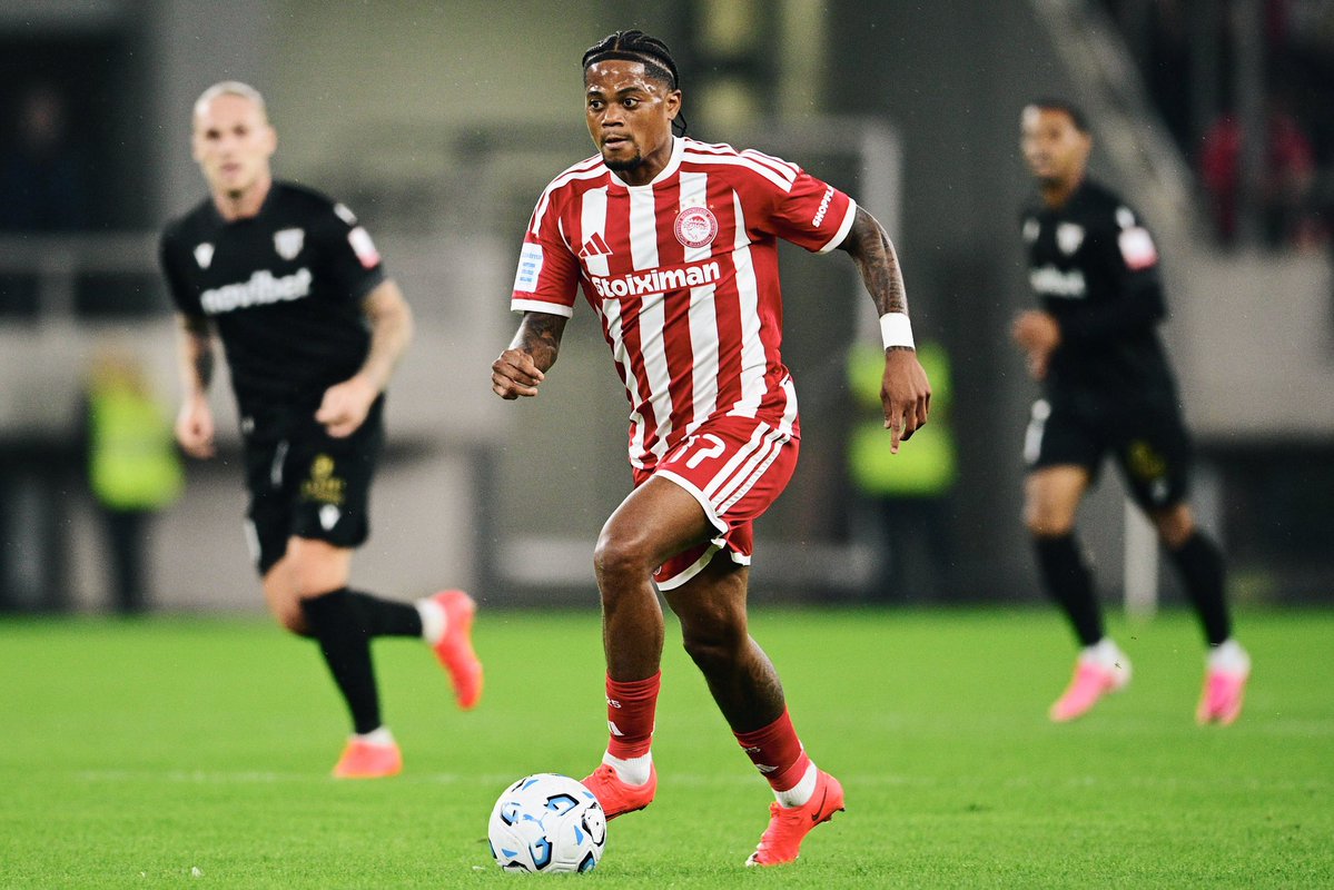 leonbailey's tweet photo. Off the mark ⚽️! Incredible team performance 🔴⚪️ We continue to build on this. Thank you all for the support. ❤️ https://t.co/DtFKNC8kT4
