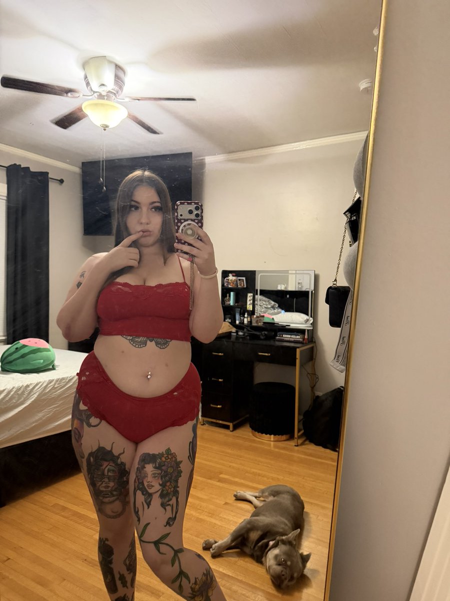 slipjill's tweet photo. Bite me https://t.co/i0sFugIPnP