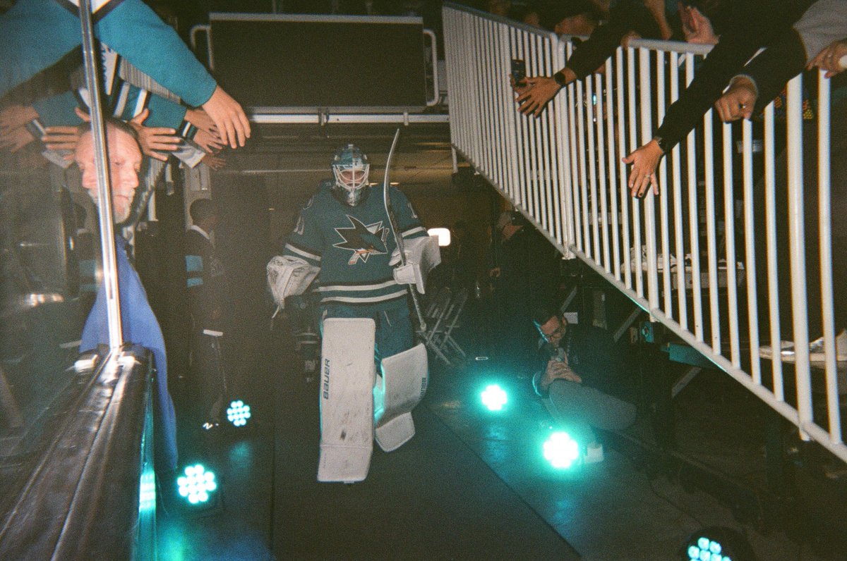 SanJoseSharks's tweet photo. Home sweet home. 🏠🎞️ https://t.co/QfaZus9k2N