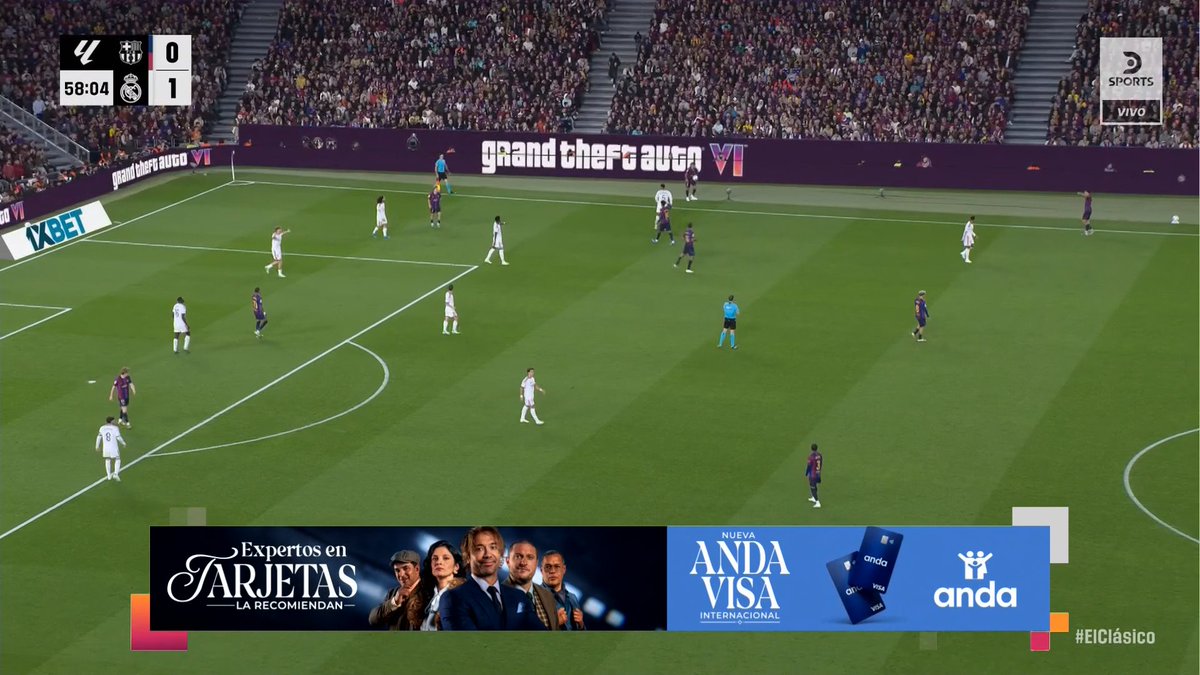 jevolutionCL's tweet photo. Más publicidad en #ElClásico https://t.co/FuRxK9D3az
