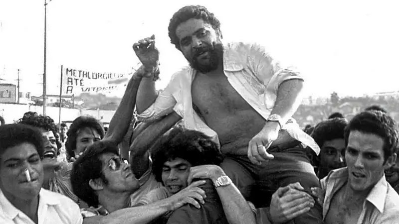 belubel__'s tweet photo. Ganó este tipazo. 
LULA REELEITO! https://t.co/bhK6t3N1yK