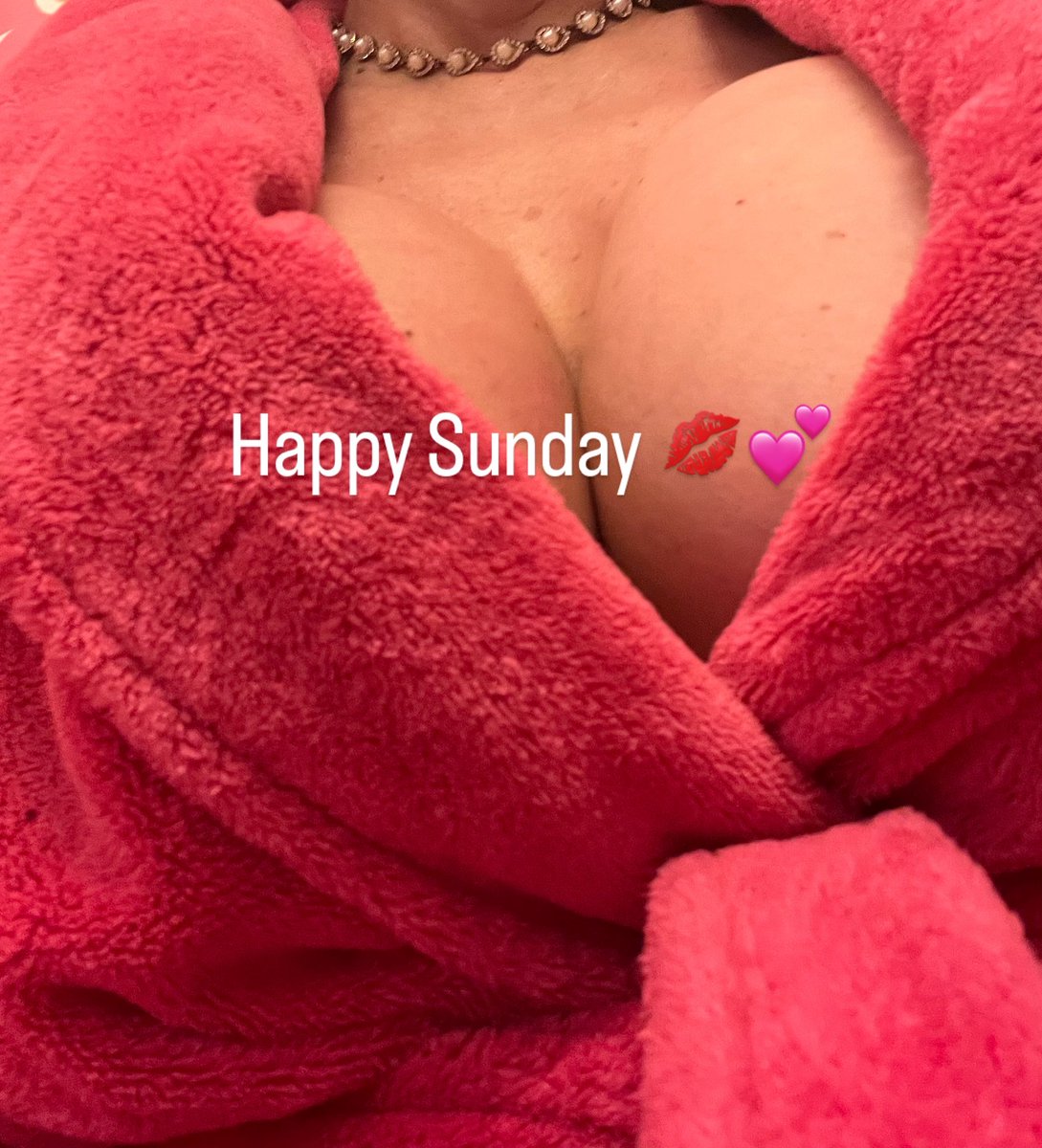 Ockandymassage2's tweet photo. #Fun #FBSM #Date #Model #VirtualAssistant #Dancer #Fetish #Role-play #Dinner #Cuddles #Relax #Massage❤️❤️❤️❤️❤️ https://t.co/6KRoWXng8S