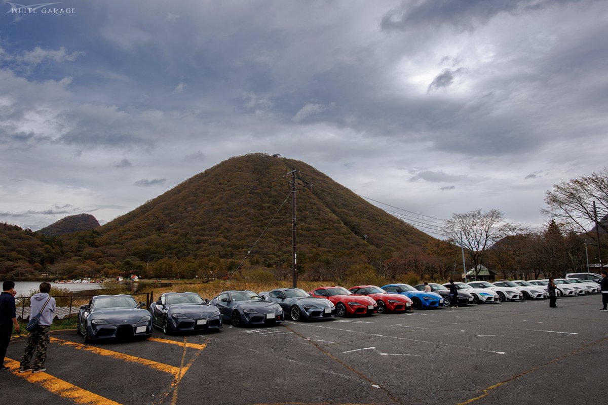 rabi_rXHx_suke's tweet photo. 昨日はGRスープラの集いにお誘い頂いたので、榛名山ツーリングに参加してきました。
赤城と妙義は行ったことあるのになぜか榛名は行ったことなかったので、聖地巡礼も兼ねてたっぷり堪能。
道中、ご家族で手を振ってくれてたのも印象的でした。（恥ずかしながら振り返させて頂きました😊） https://t.co/FAWRgscqSC