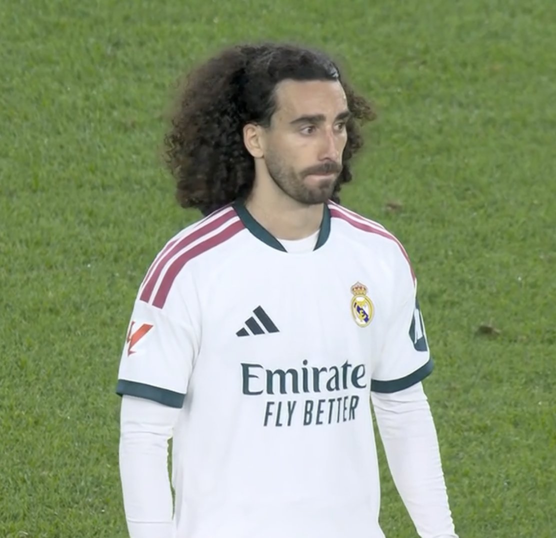 theMadridZone's tweet photo. MARC CUCURELLA.

WHAT. A. PLAYER. 👏 https://t.co/lHmaae7nou