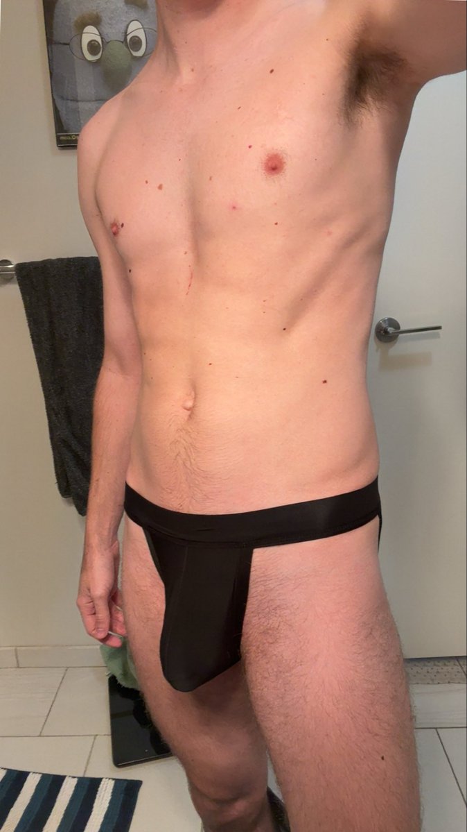 max_aries__'s tweet photo. jocktober is almost over https://t.co/gXfNtdq8Sj