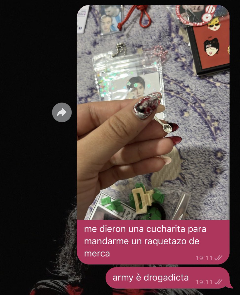moounlightt's tweet photo. gracias por la cucharita army https://t.co/caoGwFb8hc