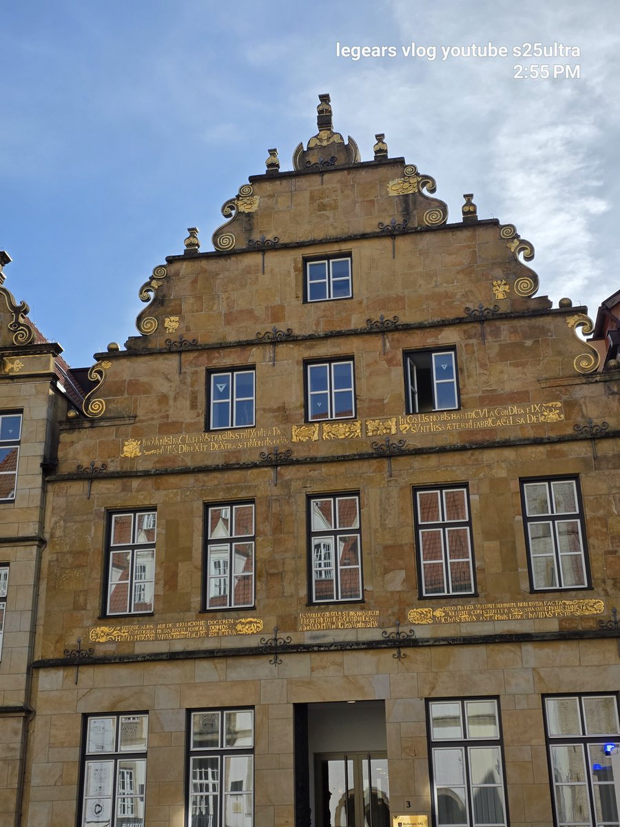 LEGEARSVLOG's tweet photo. Rumors say Bielefeld doesn’t exist—yet here I am among 1593 golden facades, cozy fountain squares, and lively streets! 😍🇩🇪 Would you visit this spot? 👇
#Bielefeld #Germany #Travelgram #HiddenGems #LeGearsVlog https://t.co/xmb5er4byw
