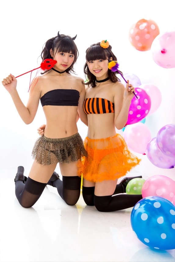 Teenrzn's tweet photo. 🥵🥵🥵 https://t.co/sCNlVroDI8