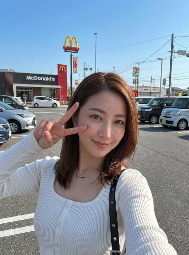 almendritapecit's tweet photo. 正直に教えてね！

私が誘ったら
嬉しい？
迷惑？

自分に自信なくて🤣 https://t.co/zFiqi1ySLz