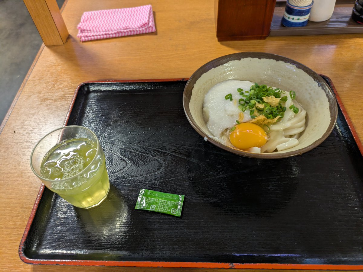 mentakundoon's tweet photo. うどん！アサメシ！タヌキ！ https://t.co/MinEvv9Hzq
