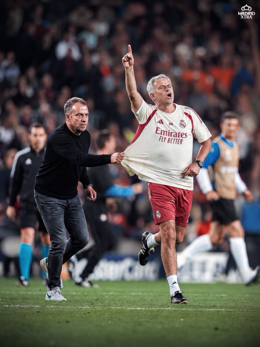 MadridXtra's tweet photo. “THE TRANSLATOR” wins at Camp Nou. 🤫 https://t.co/Cz2qUbe4Gt