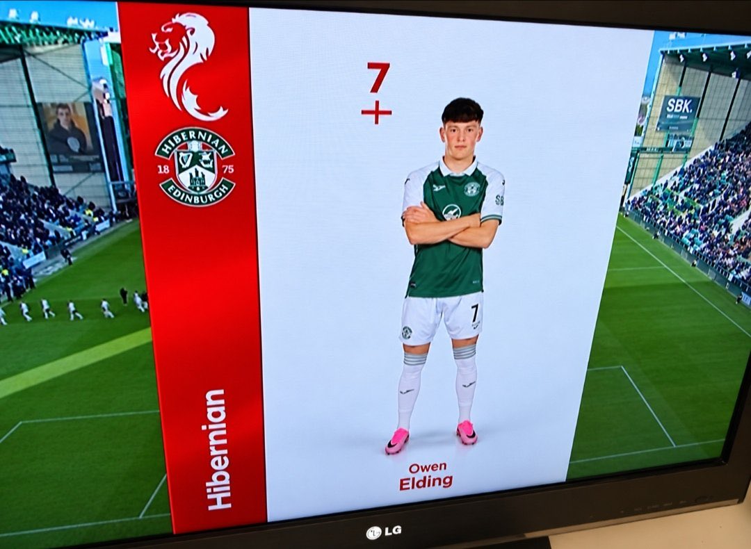 IrishPropaganda's tweet photo. Sky Sports need to do an awful lot better

Owen Elding is a senior Irish international 

Disgraceful… https://t.co/mRhzGl9epb