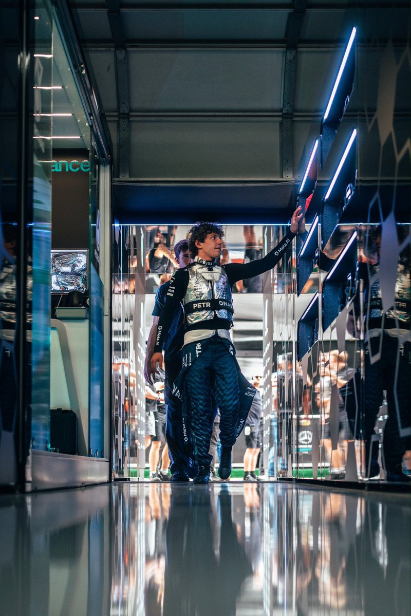 antonfelli's tweet photo. Race suits on, ready to attack Circuit of the Americas. https://t.co/xxrf08rS8a