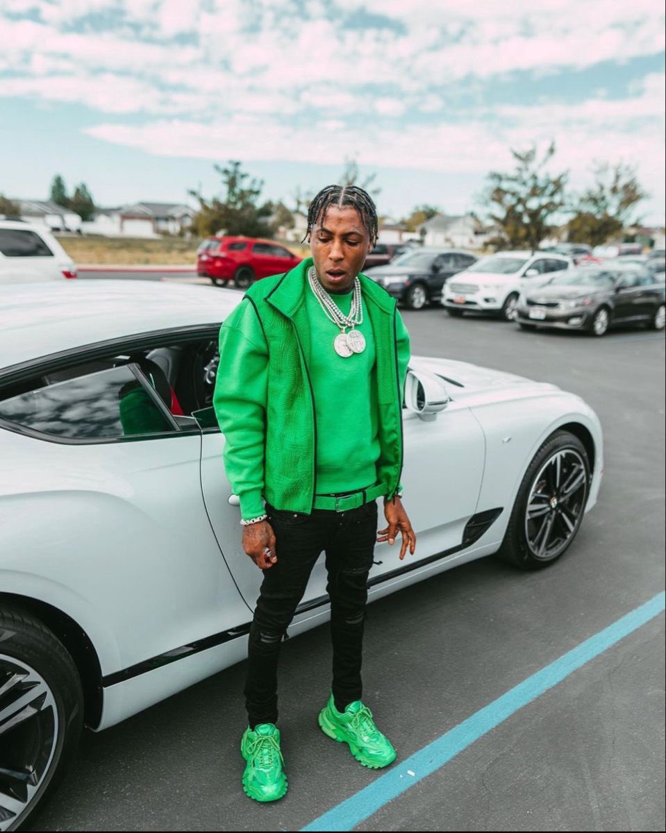 ainstunya's tweet photo. makin a scene at bronx's album release party and bday 💚
#𝐘𝟐𝐊𝐁𝐈𝐑𝐓𝐇𝐃𝐀𝐘𝐁𝐀𝐁𝐄
#𝐘𝟐𝐊𝐀𝐋𝐁𝐔𝐌𝐑𝐄𝐋𝐄𝐀𝐒𝐄 https://t.co/giEUGz46rP