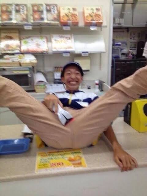dokautuparty's tweet photo. 俺の子供は何円でしょう!
⋯⋯⋯⋯⋯（こいつの子供に価値がないため無反応） https://t.co/cyHxiSNQpm