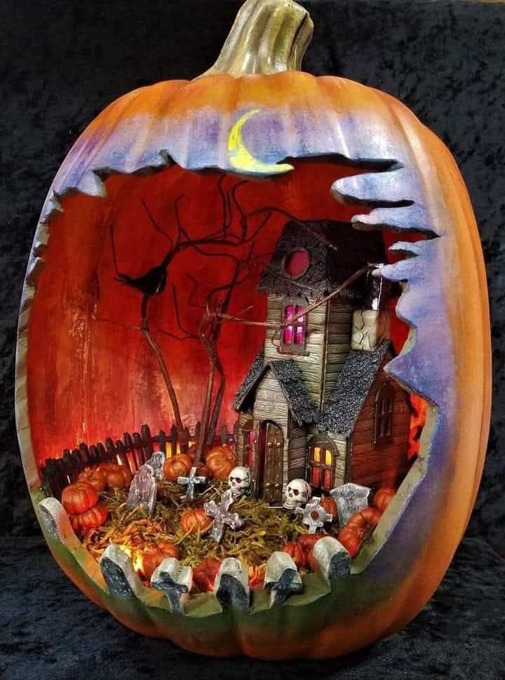 OneYFilms's tweet photo. 🎃👻🎃 5 Days Until Halloween 🎃👻🎃 #halloween2026 🎃 👻 🎃 https://t.co/5aF7zV3nNe
