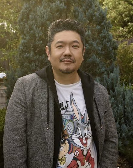 CultureCrave's tweet photo. Eric Bauza has passed away at the age of 46

The modern voice actor of Bugs Bunny and Daffy Duck alongside many other beloved cartoon characters https://t.co/nGTjoHvVvX