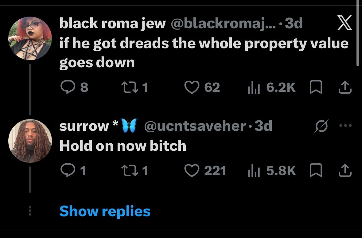 brownsugaaaa3's tweet photo. look at the difference in how they respond to Black women and how they respond to white males LMAOOO https://t.co/LgBEYeYNfJ