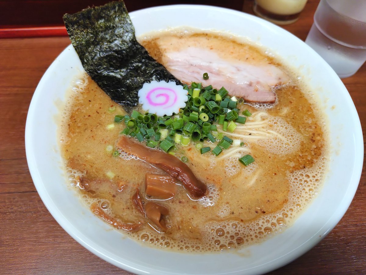 tokima130's tweet photo. 通院終わったからラーメンを食する🍜( ˘ω˘) https://t.co/jH2kMkLo1H