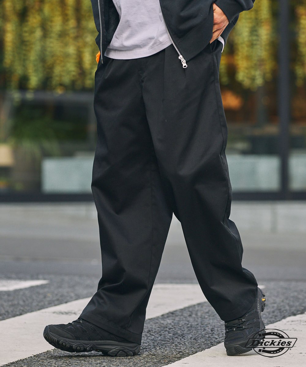 TCCP_store's tweet photo. 大人のパンツってこういうのが1番いい。
名作をモデルにした別注の安心感って計り知れない😮‍💨

しかも今ならタイムセール中で破格の￥5,000代でDickiesが手に入っちゃう🫢

＃Dickies https://t.co/8zRTiJKKpi